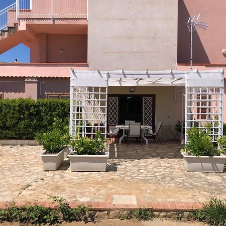 Milicia Apartment Mandra Capreria Exterior foto